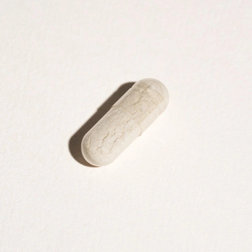 Gélule et comprimé, compléments alimentaires Endométriose PEA Gyneika